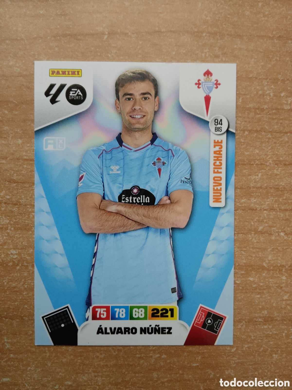 Figurine di Calcio: 94 BIS ALVARO NU&Ntilde;EZ NUEVO FICHAJE CELTA ADRENALYN XL LIGA 2025 2026