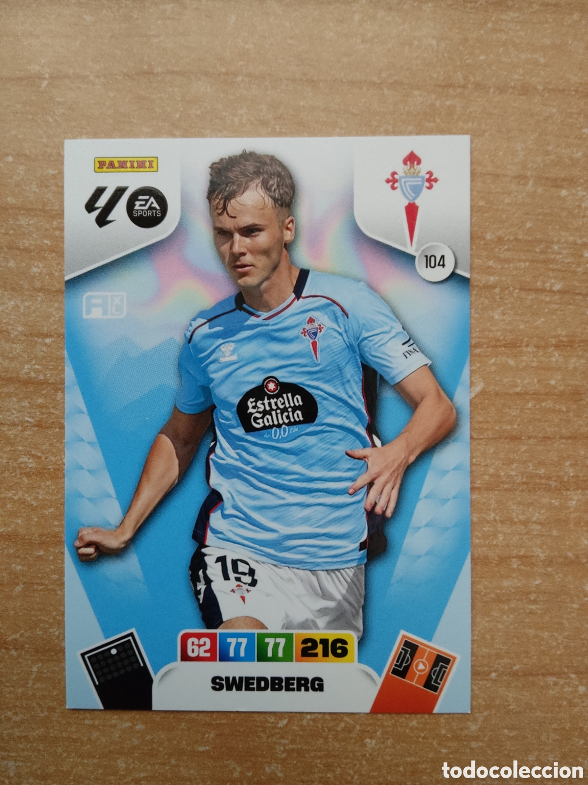 Football Stickers: 104 SWEDBERG CELTA ADRENALYN XL LIGA 2025 2026