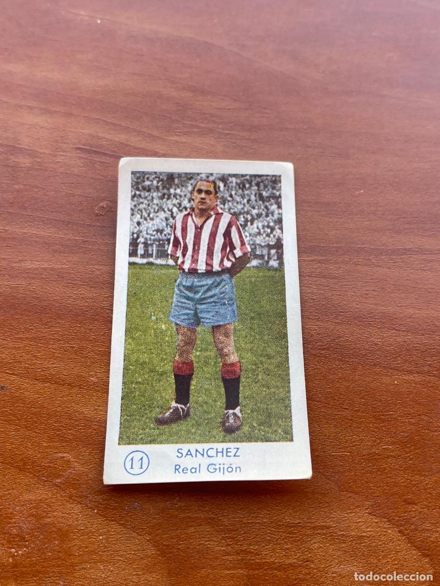 Cromos de f&uacute;tbol: SANCEZ 11 GIJ&Oacute;N Gr&aacute;ficas Bachende liga 1957 1958 sin pegar
