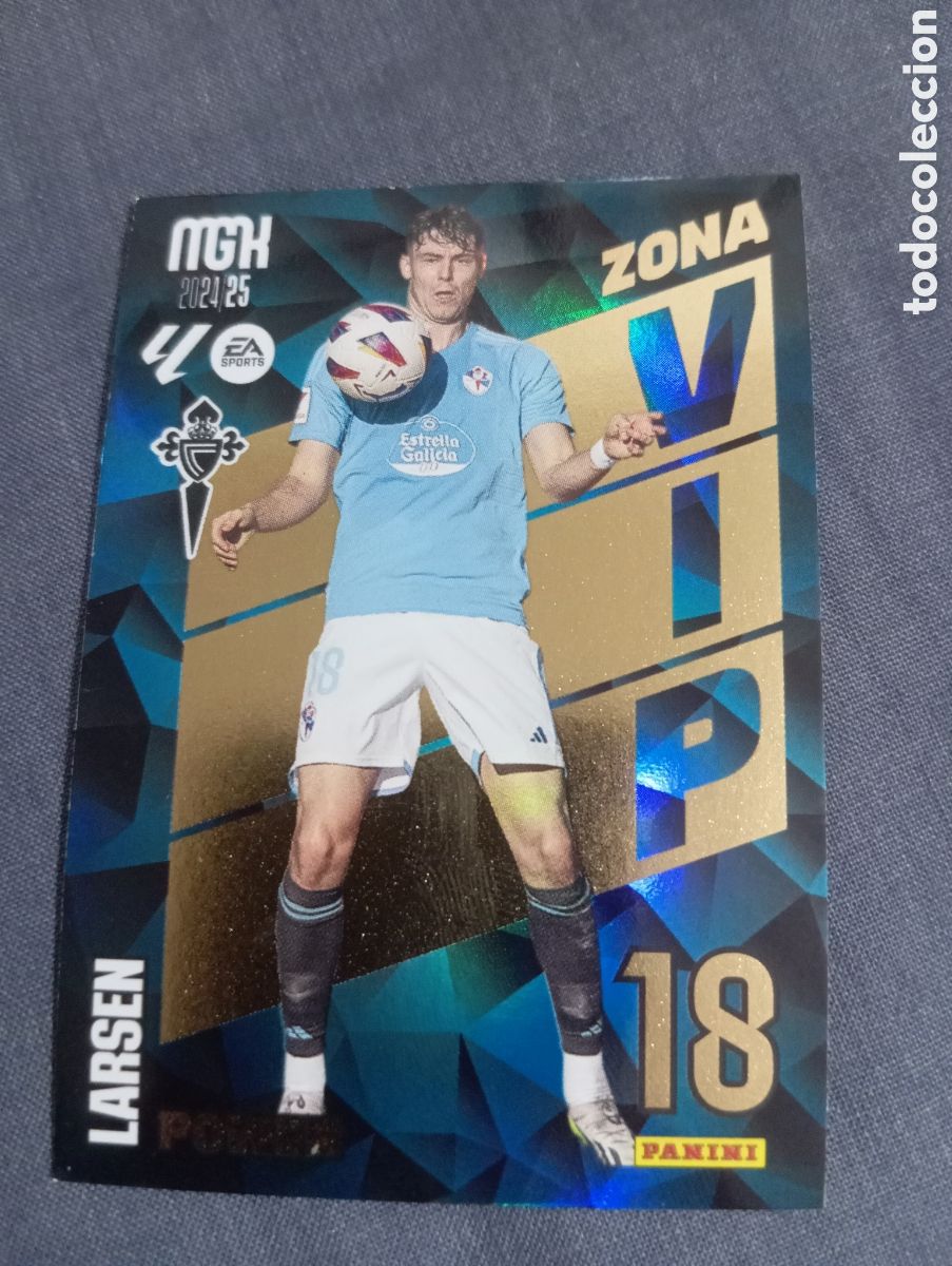 Fu&szlig;ball-Sticker: Larsen Celta de Vigo ZONA VIP POWER n&deg;P 398 / PANINI MEGACRACKS 2024/2025