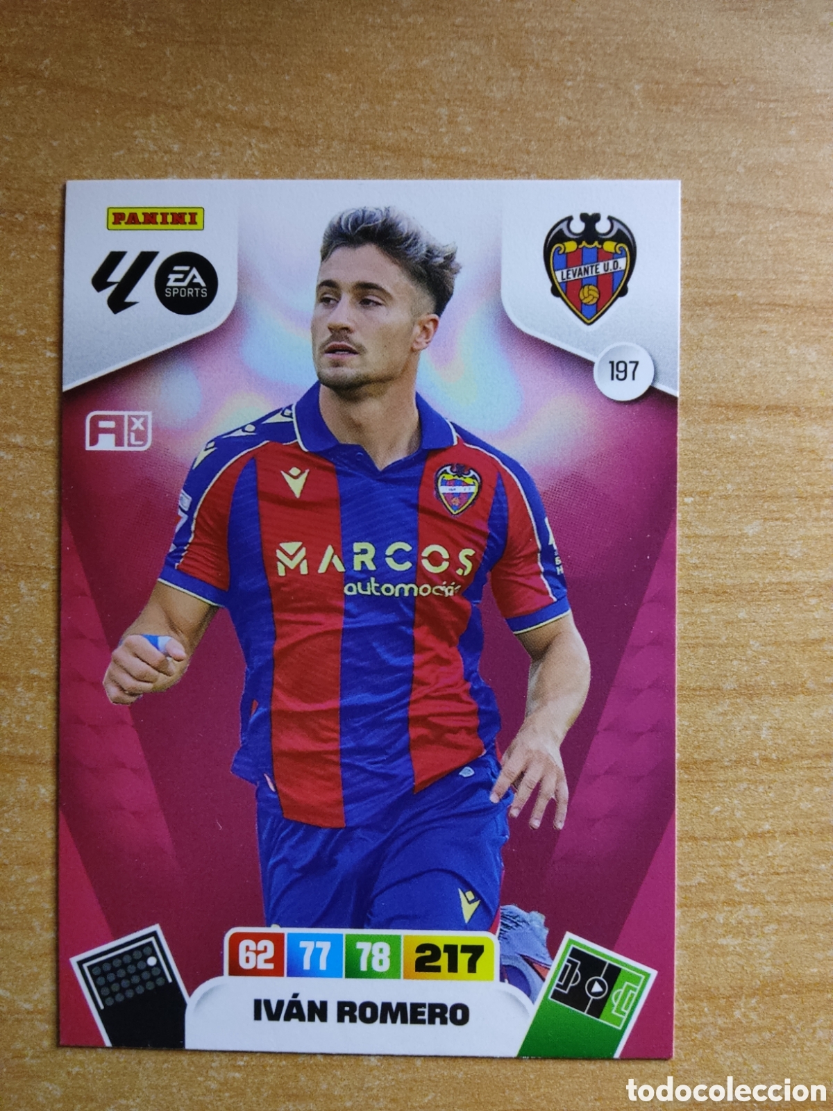 Football Stickers: 197 IVAN ROMERO LEVANTE ADRENALYN XL LIGA 2025 2026