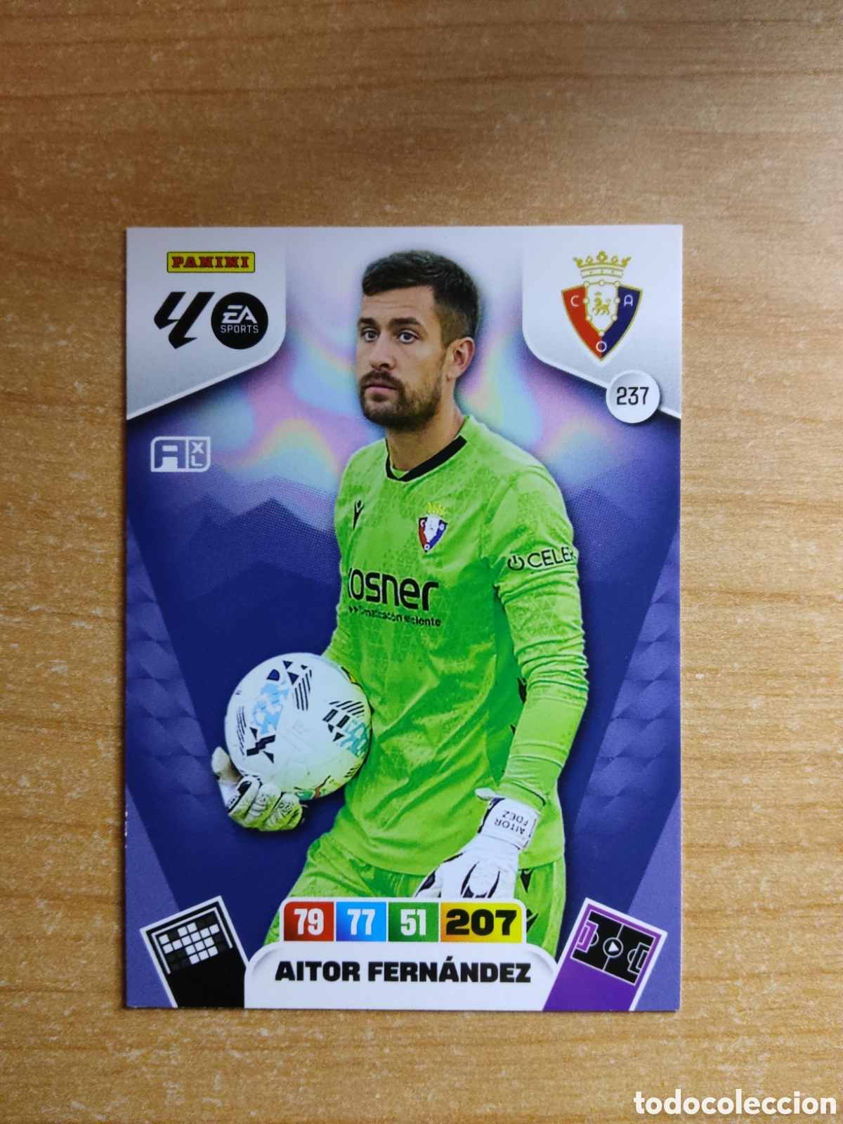 Cromos de f&uacute;tbol: 237 AITOR FERNANDEZ OSASUNA ADRENALYN XL LIGA 2025 2026