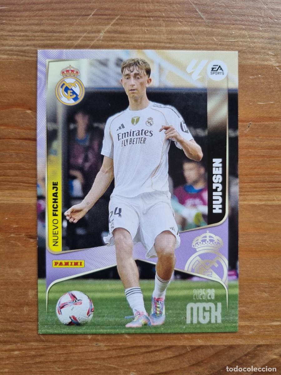 Football Stickers: 442 HUIJSEN (Real Madrid CF) NUEVO FICHAJE. Liga 2025 2026 25 26 Megacracks (Panini)