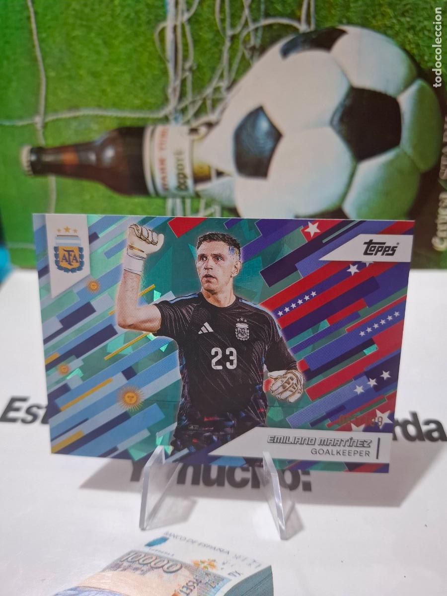 Cromos de f&uacute;tbol: 37 Emiliano Mart&iacute;nez Conjunto Seleccion Argentina 2026 numerada /199 Mundial