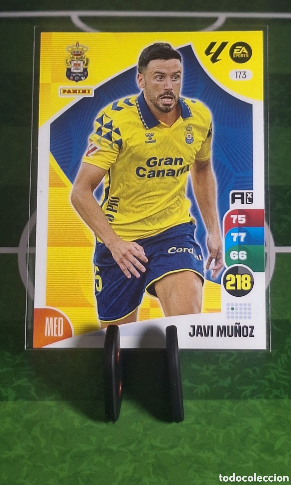 Cromos de f&uacute;tbol: JAVI MU&Ntilde;OZ #173 AXL 2024-2025