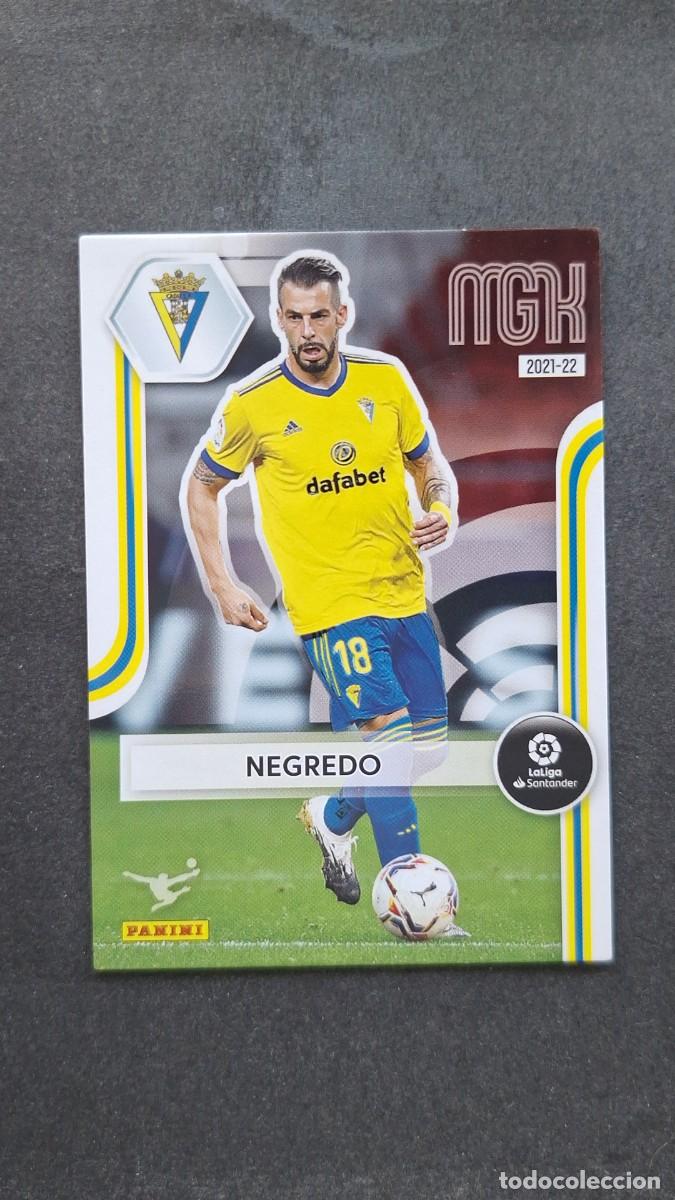 Cromos de f&uacute;tbol: L1 NEGREDO CADIZ C. F. 107 PANINI MEGACRACKS 2021 2022 21 22
