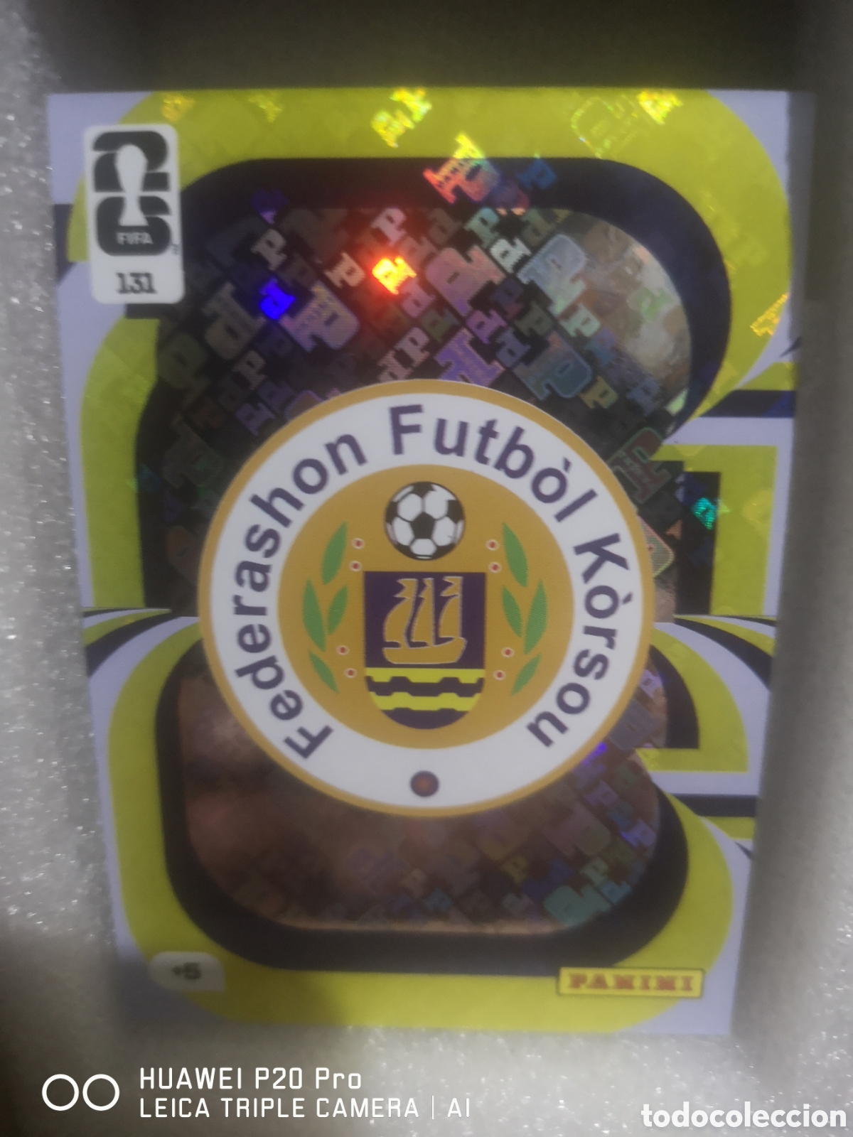 Cromos de f&uacute;tbol: ADRENALYN FIFA WORLD CUP MUNDIAL 2026 ESCUDO CURAZAO 131