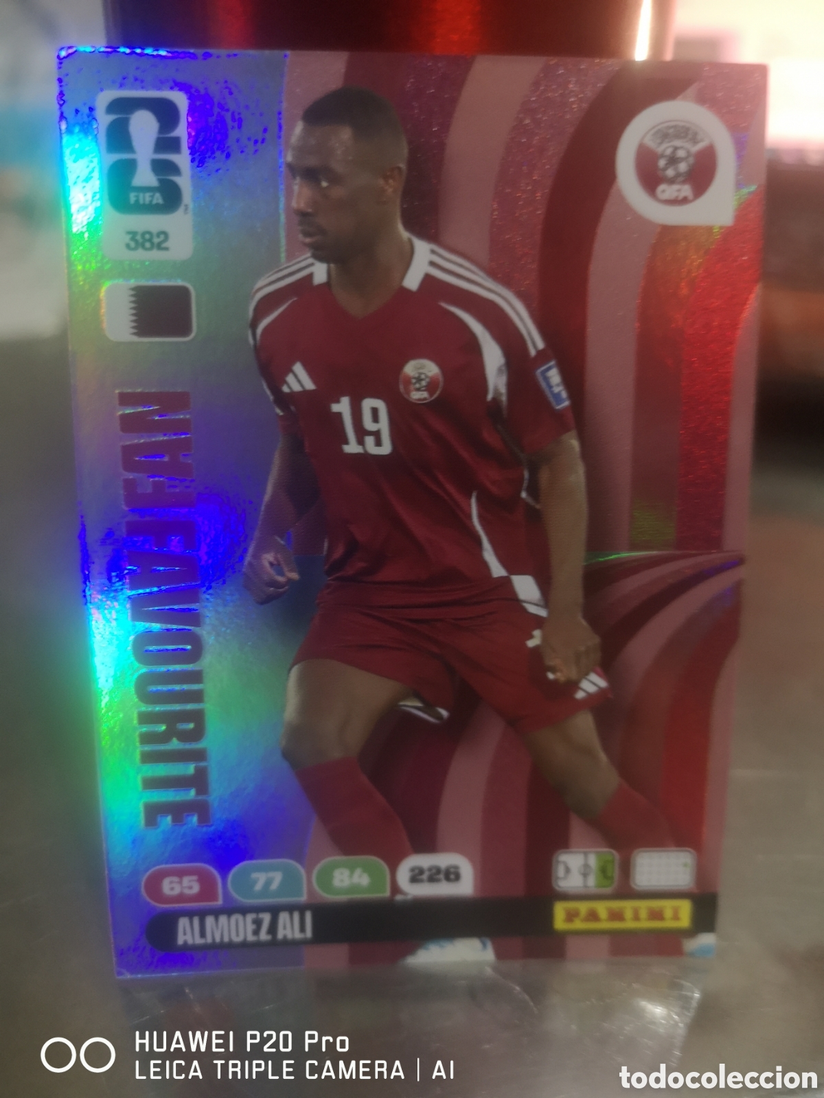 Cromos de f&uacute;tbol: ADRENALYN FIFA WORLD CUP MUNDIAL 2026 FAN FAVOURITE ALMOEZ ALI - 382