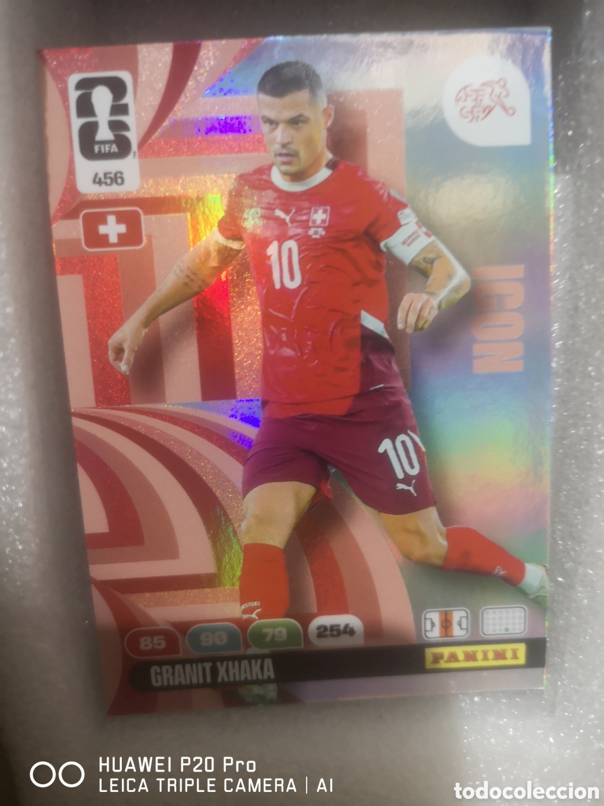Cromos de f&uacute;tbol: ADRENALYN XL FIFA WORLD CUP 2026 ICON GRANIT XHARA 456 SUIZA