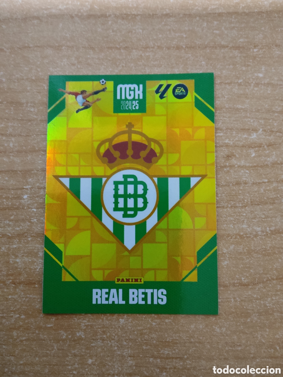Cromos de f&uacute;tbol: 91 ESCUDO REAL BETIS MEGACRACKS 2024 2025
