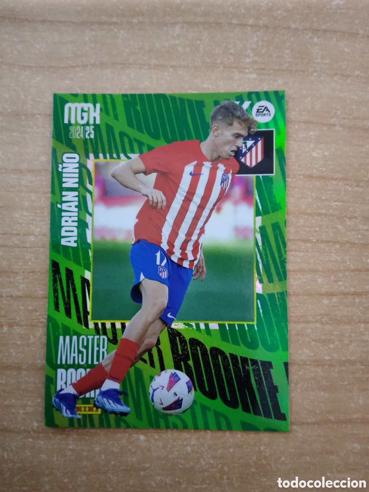 Cromos de f&uacute;tbol: 406 ADRIAN NI&Ntilde;O MASTER ROOKIE ATLETICO MADRID MEGACRACKS 2024 2025