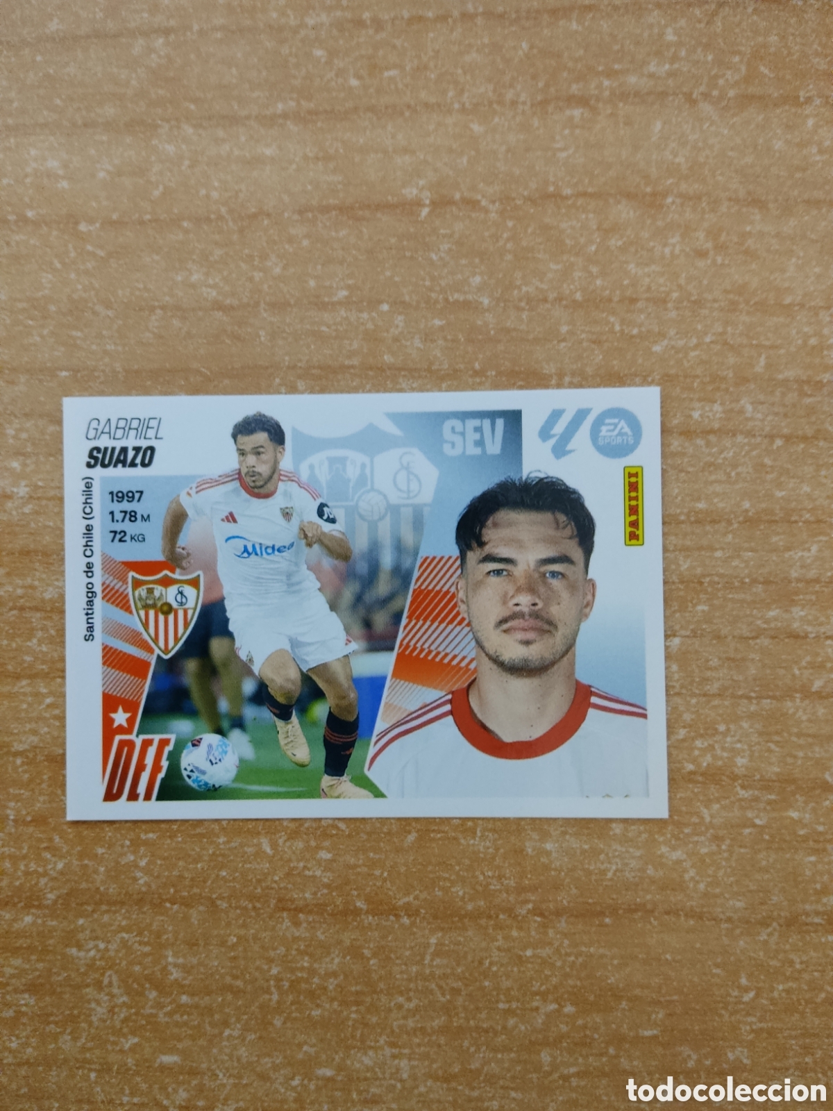 Cromos de f&uacute;tbol: 26 SUAZO ULTIMO FICHAJE SEVILLA LIGA ESTE 2025 2026