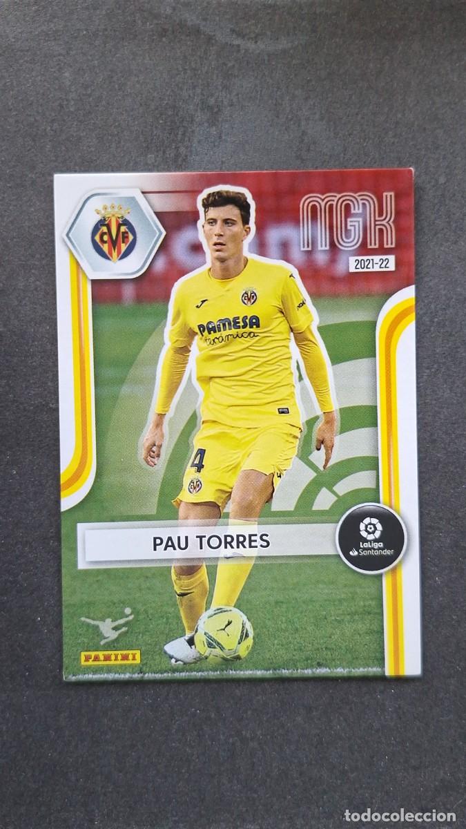 Cromos de f&uacute;tbol: L1 PAU TORRES VILLARREAL C. F. 348 PANINI MEGACRACKS 2021 2022 21 22
