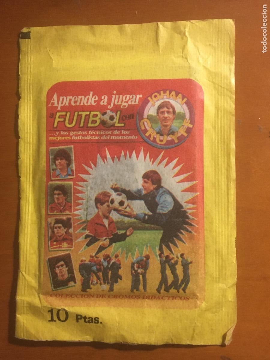 Cromos de f&uacute;tbol: aprende a jugar al futbol con johan cruyff sobre cromos sin abrir cerrado