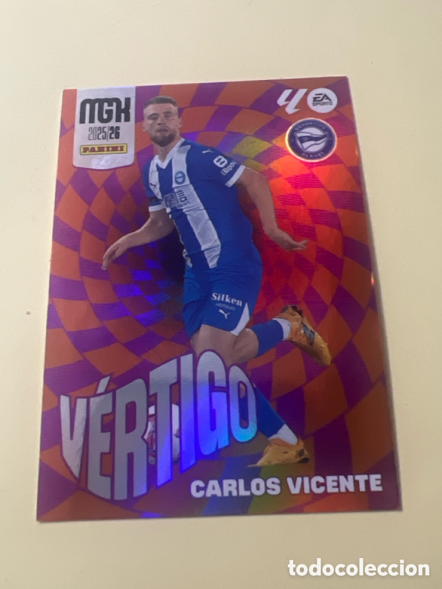 Cromos de f&uacute;tbol: C2777. 382 CARLOS VICENTE DEPORTIVO ALAVES VERTIGO FICHAS ALBUM MEGACRACKS 2025 2026 MGK 25 26