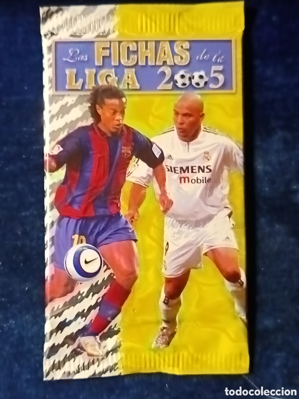Cromos de f&uacute;tbol: Mundicromo sobre sin abrir 2005