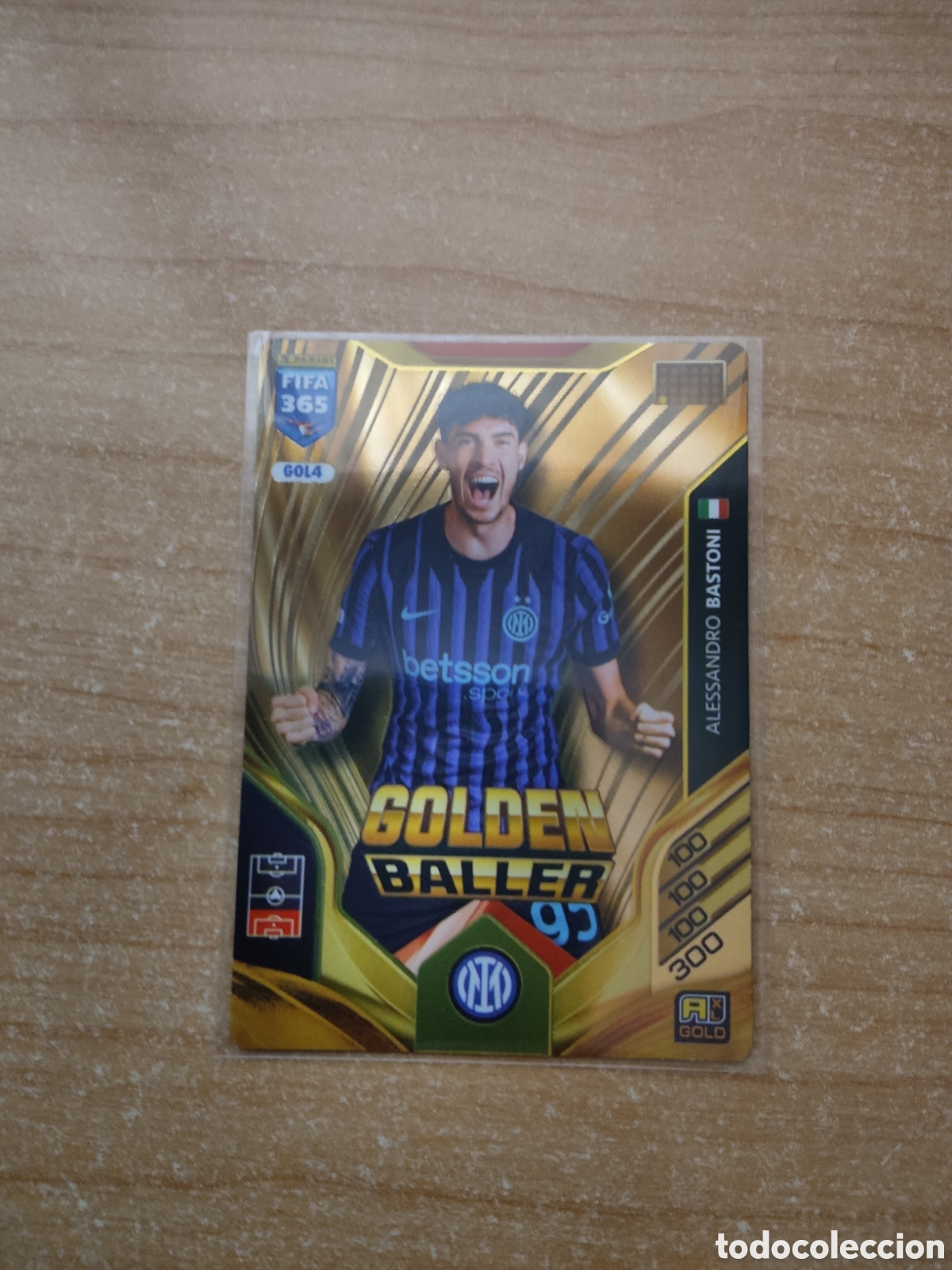 Cromos de f&uacute;tbol: GOL4 ALESSANDRO BASTONI INTER MILAN FIFA 365 ADRENALYN 2026