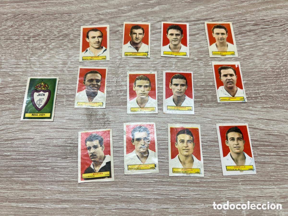 Figurine di Calcio: 1953 Real Ja&eacute;n lote de 13 cromos Bruguera campeones