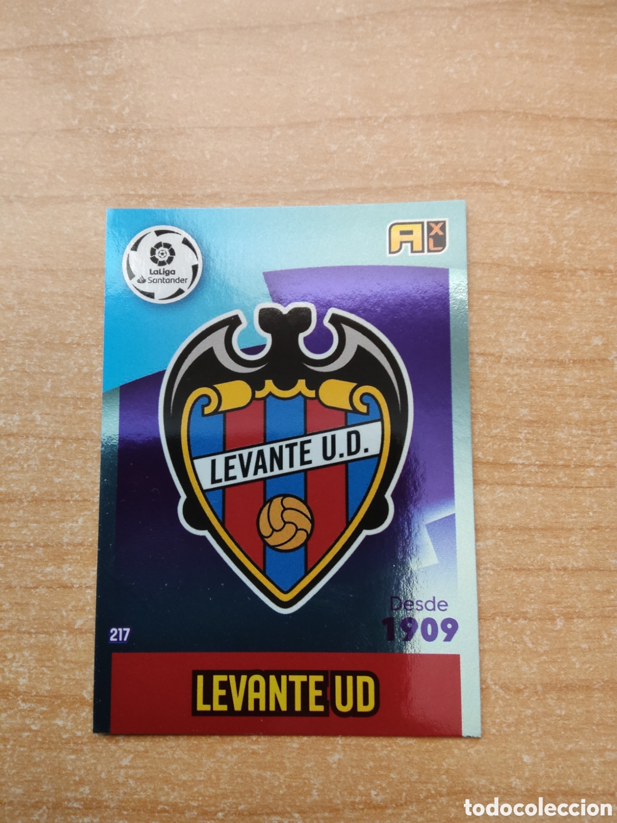 Cromos de f&uacute;tbol: 217 ESCUDO LEVANTE ADRENALYN XL LIGA 2020 2021