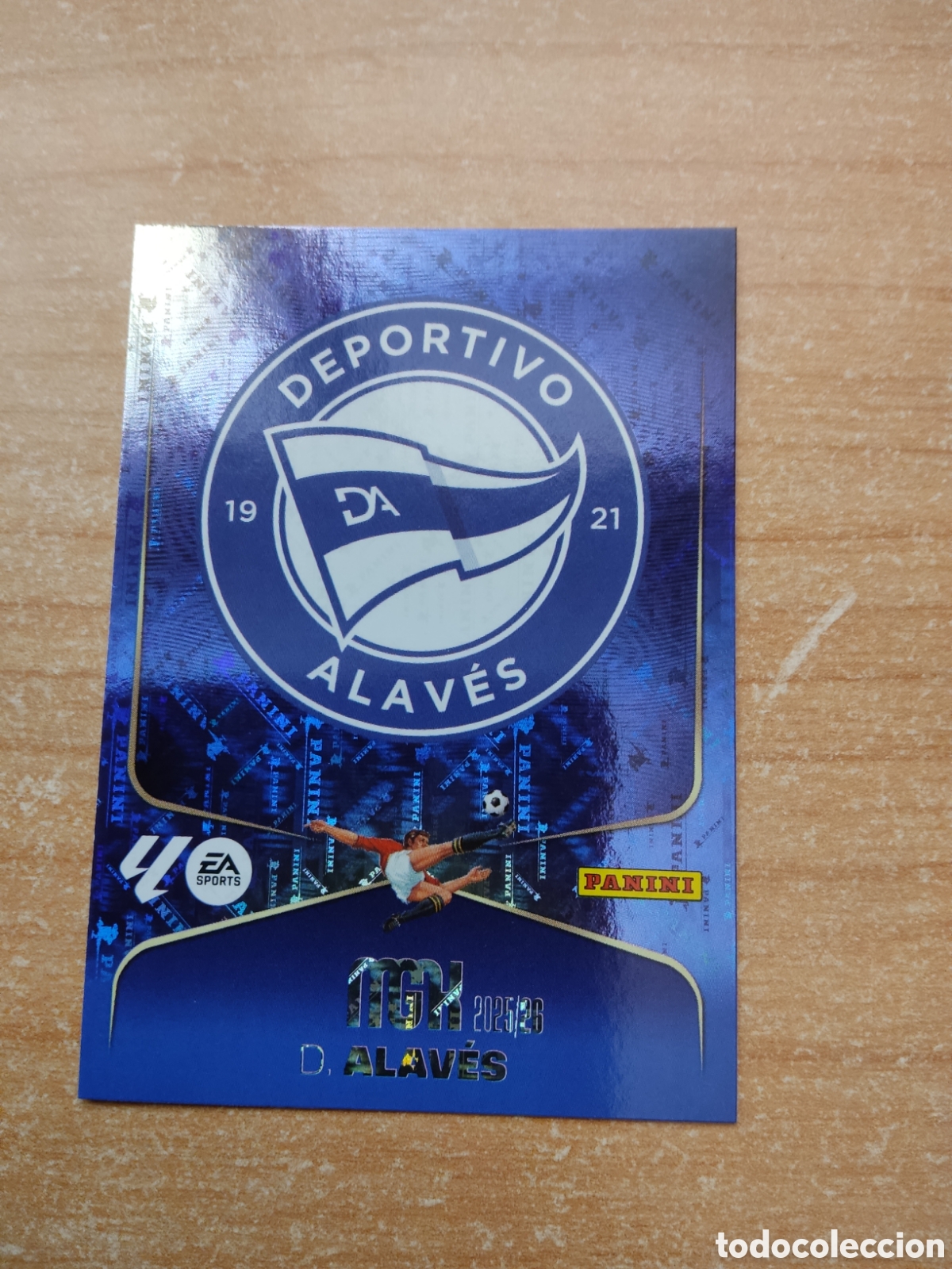 Fu&szlig;ball-Sticker: 19 ESCUDO DEPORTIVO ALAVES MEGACRACKS 2025 2026