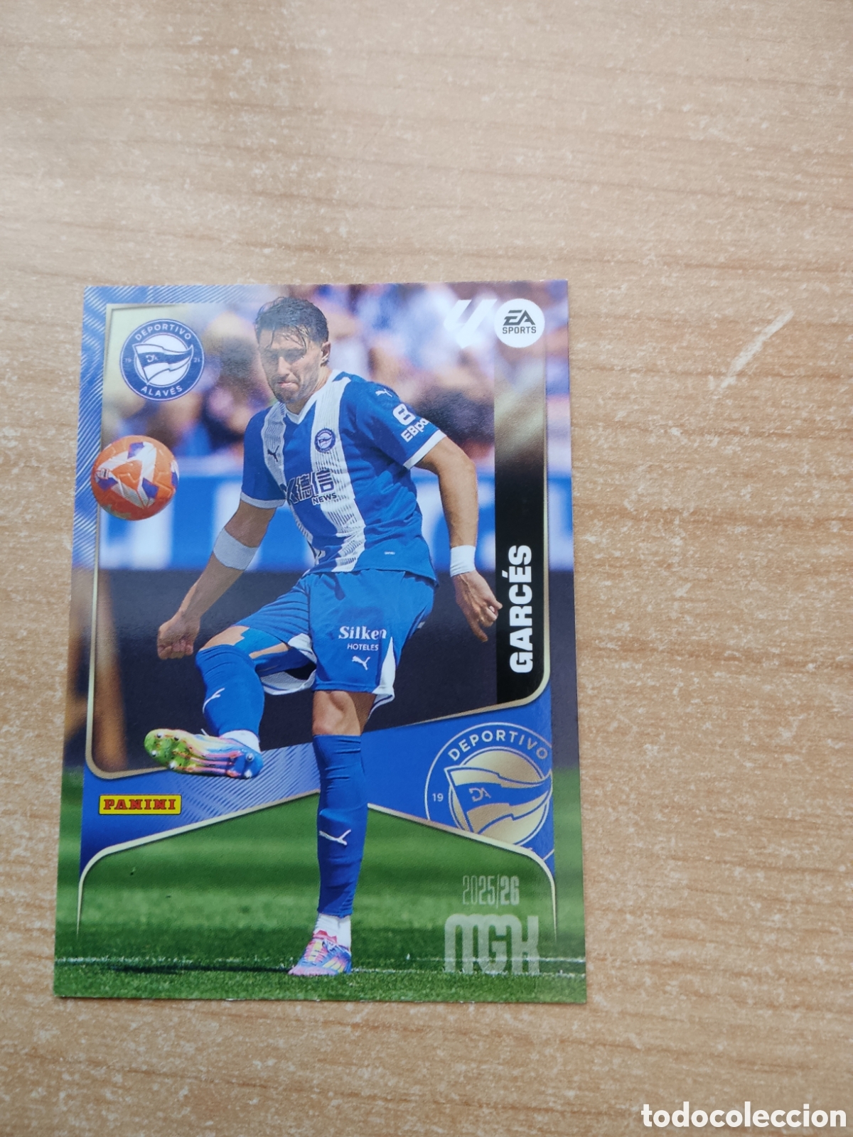 Cromos de f&uacute;tbol: 24 GARCES ALAVES MEGACRACKS 2025 2026