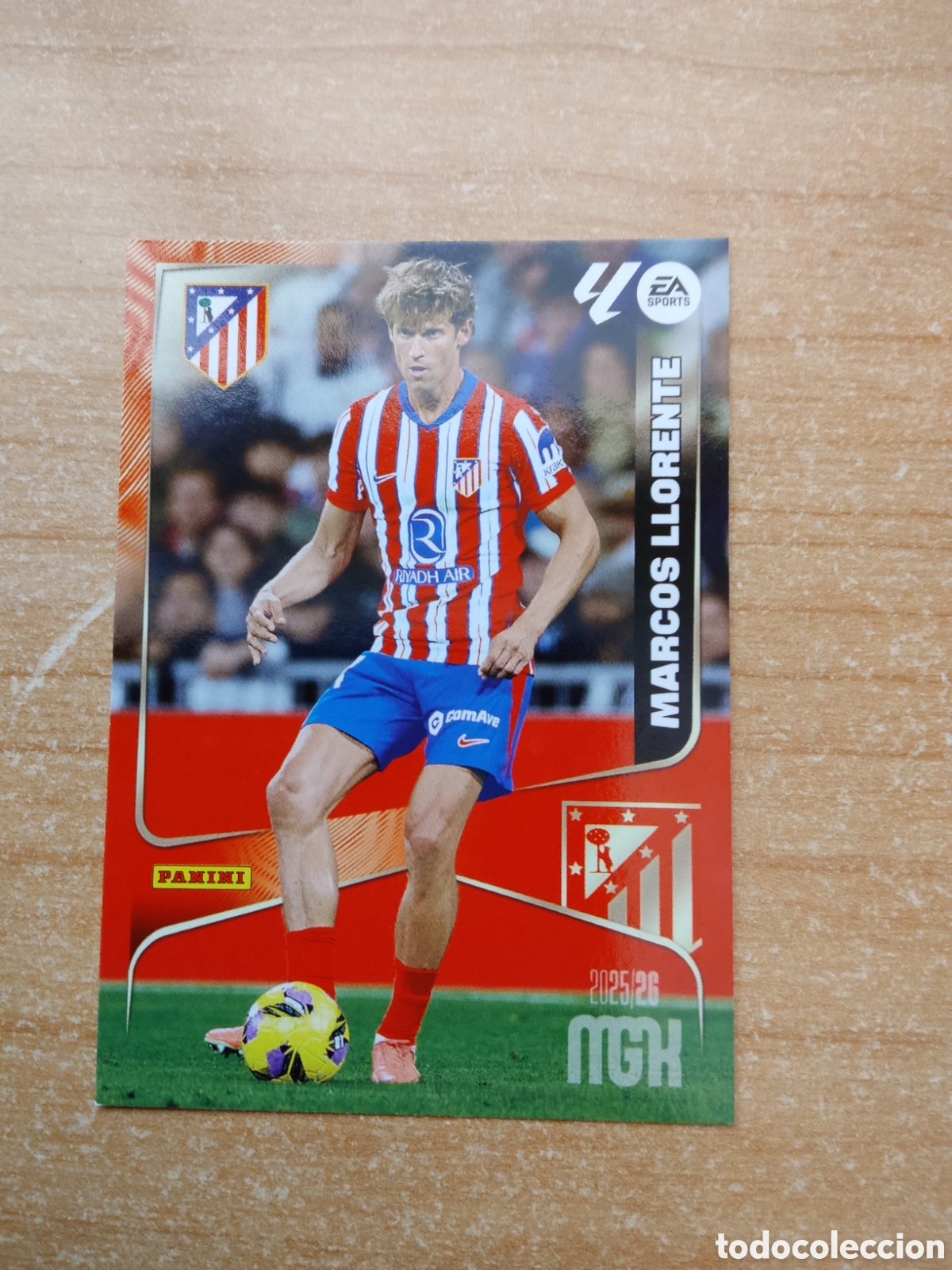 Cromos de f&uacute;tbol: 67 MARCOS LLORENTE ATLETICO MADRID MEGACRACKS 2025 2026