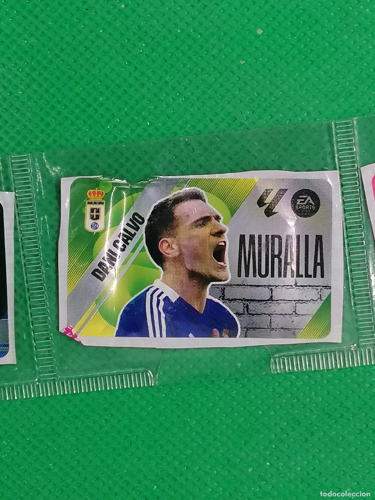 Cromos de f&uacute;tbol: DANI CALVO MURALLA OVIEDO CHICLES SIN PEGAR ⚽ PANINI LIGA ESTE 25 26 2025 2026 ⚽