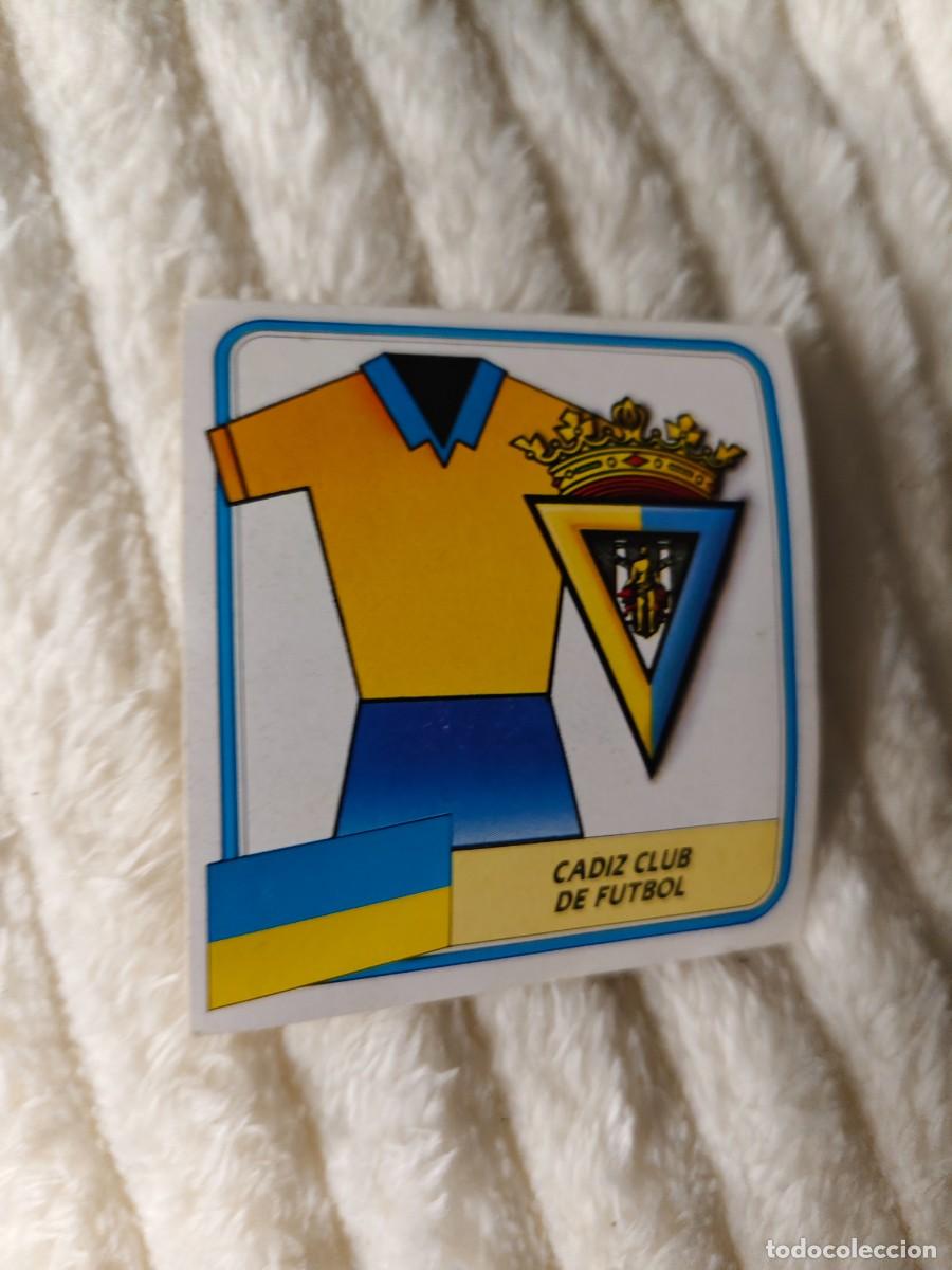 Football Stickers: EDICIONES ESTE 89 90 ESCUDO CADIZ C.F. 1989 1990 DESPEGADO RECUPERADO ALBUM AAQ