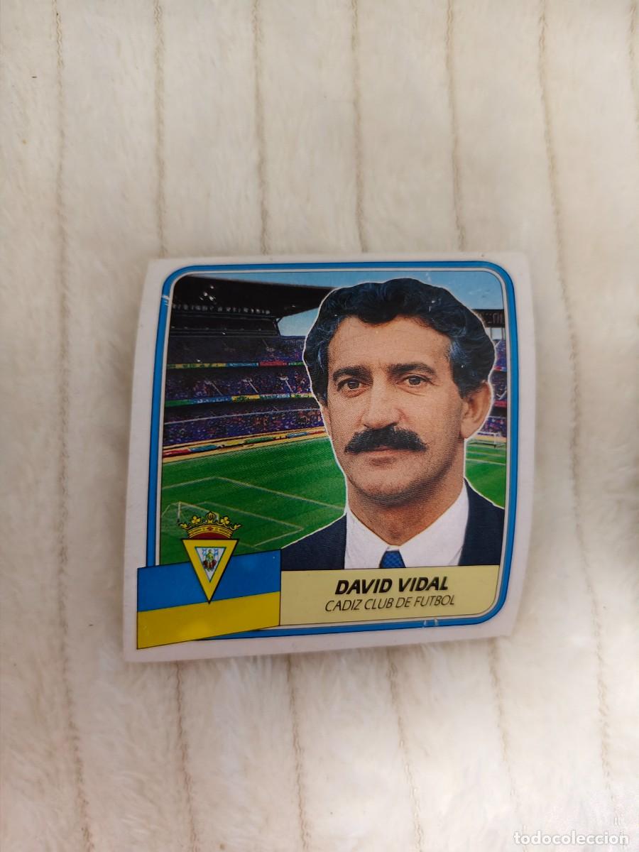 Cromos de Futebol: EDICIONES ESTE 89 90 DAVID VIDAL (ENTRENADOR) CADIZ C.F. 1989 1990 DESPEGADO RECUPERADO ALBUM AAQ