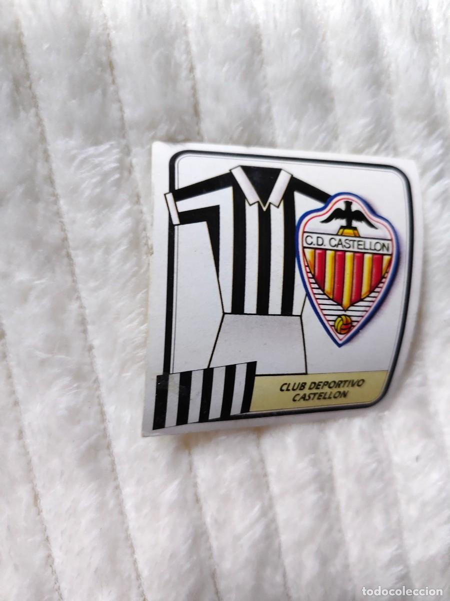 Cartes &agrave; collectionner de Football: EDICIONES ESTE 89 90 ESCUDO C.D. CASTELLON 1989 1990 DESPEGADO RECUPERADO ALBUM AAQ