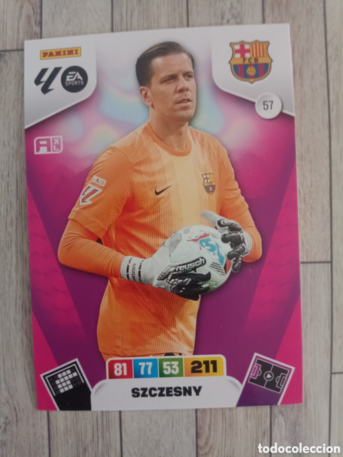 Cartes &agrave; collectionner de Football: 57 SZCZESNY BARCELONA ADRENALYN XL 2025 2026 PANINI 25 26