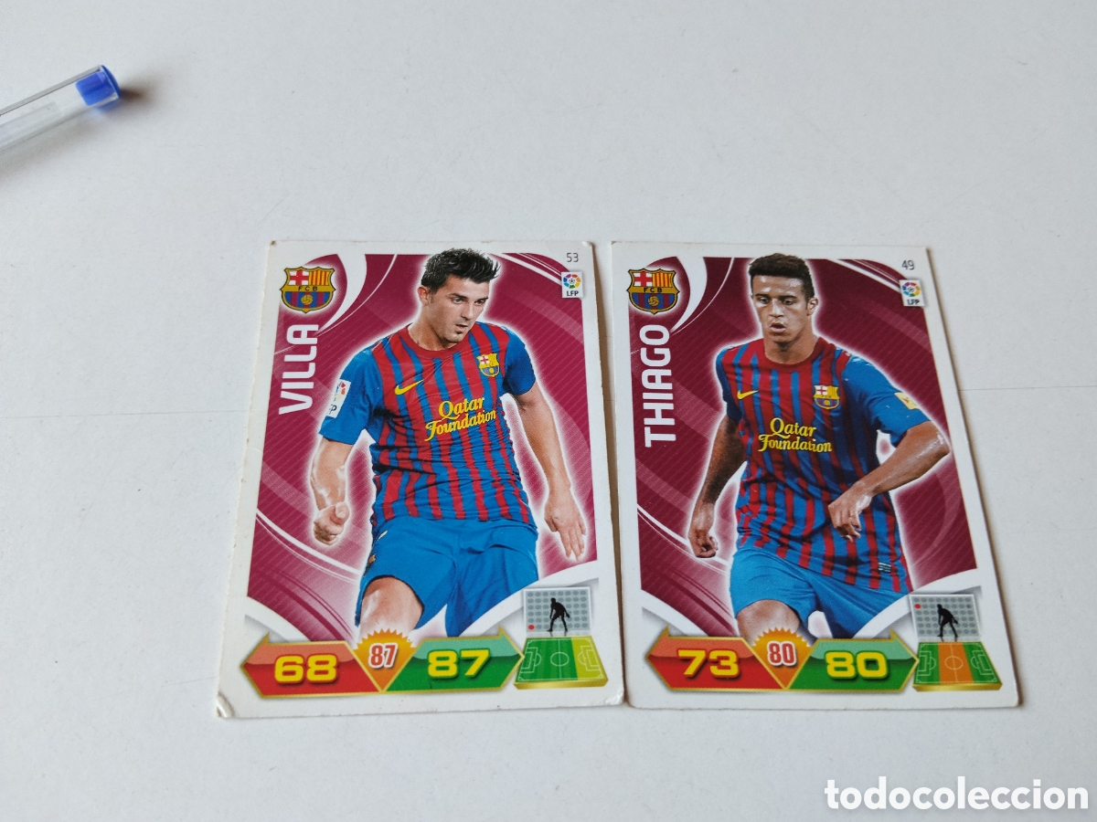 Cartes &agrave; collectionner de Football: 2 Cromos Futbol Club Barcelona 2011-2012 peque&ntilde;a doblez en el cromo de thiago