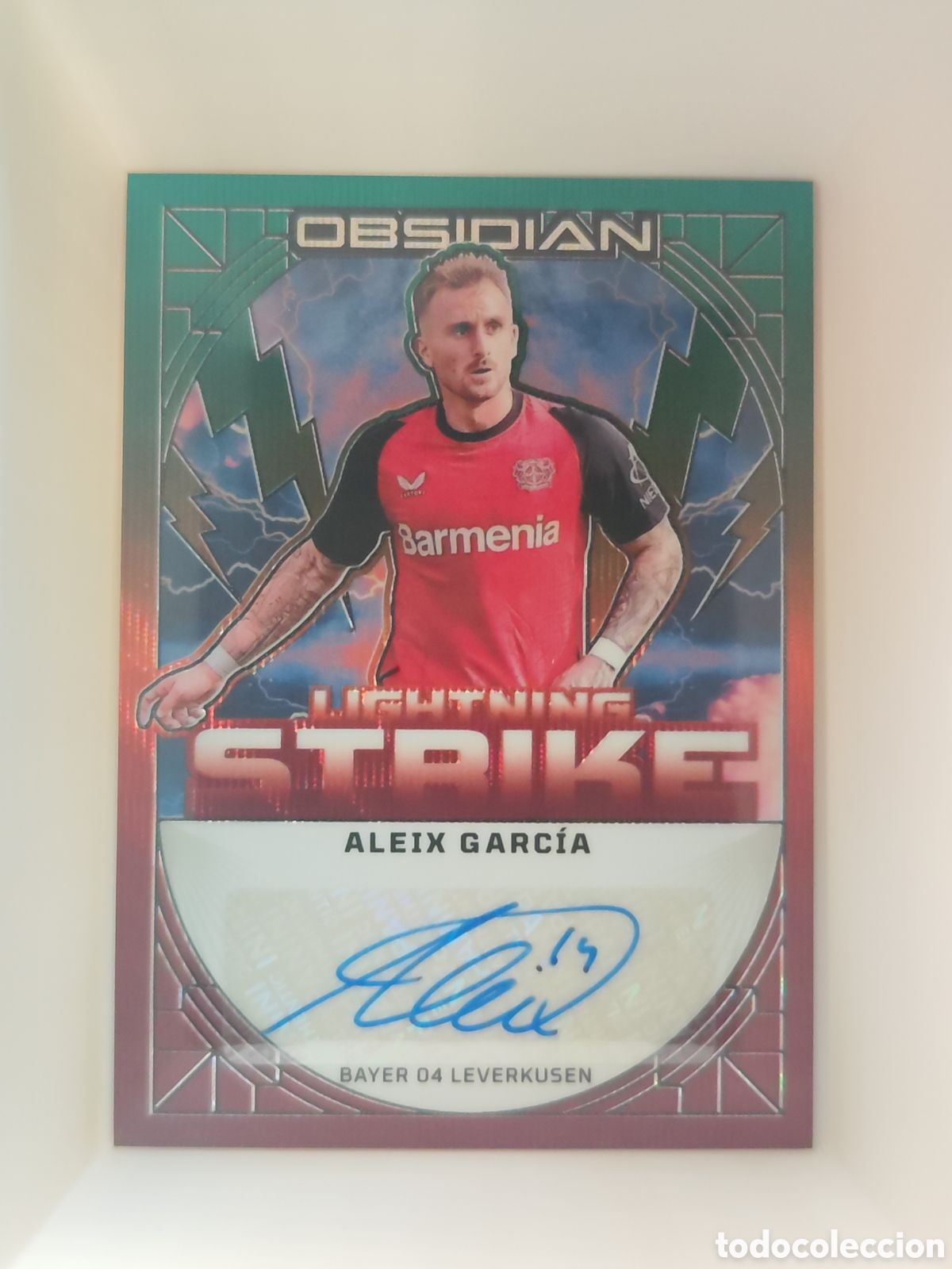 Cartes &agrave; collectionner de Football: Aleix Garc&iacute;a /10 Panini Obsidian Soccer Auto Bayer Leverkusen Girona Espa&ntilde;a Numerado Firma Autografo