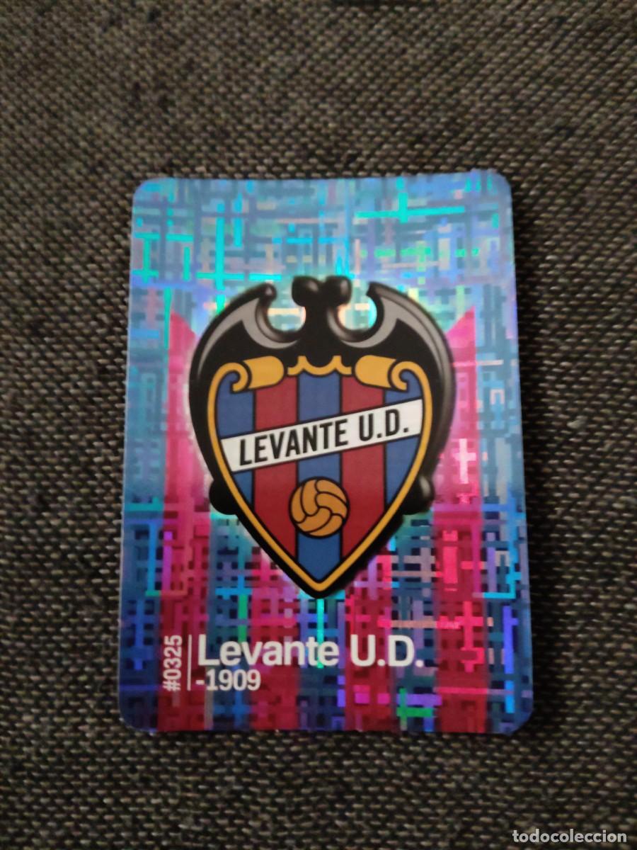 Football Stickers: 325 escudo levante versi&oacute;n Tetris las fichas de la liga 2016