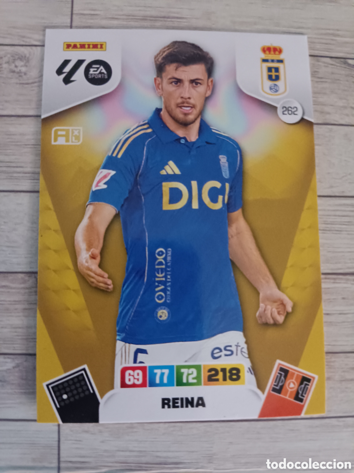 Football Stickers: 262 REINA REAL OVIEDO ADRENALYN XL 2025 2026 PANINI 25 26