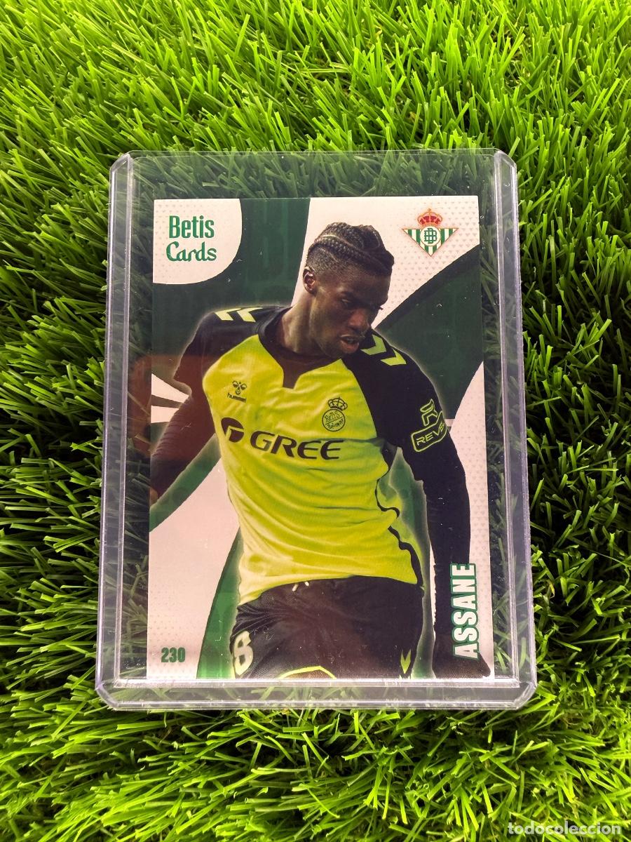 Cromos de f&uacute;tbol: N&ordm; 230 Assane Diao 2&ordf; Equipaci&oacute;n Real Betis Holycards Betis Cards 2025