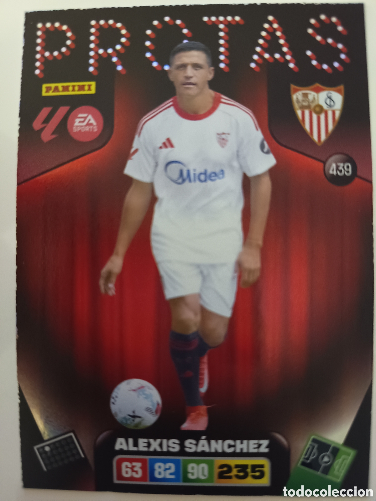 Fu&szlig;ball-Sticker: 439 Alexis S&aacute;nchez Protas adrenalyn xl 2025-2026