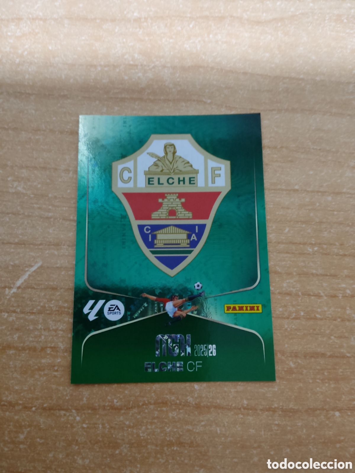 Fu&szlig;ball-Sticker: 127 ESCUDO ELCHE MEGACRACKS 2025 2026