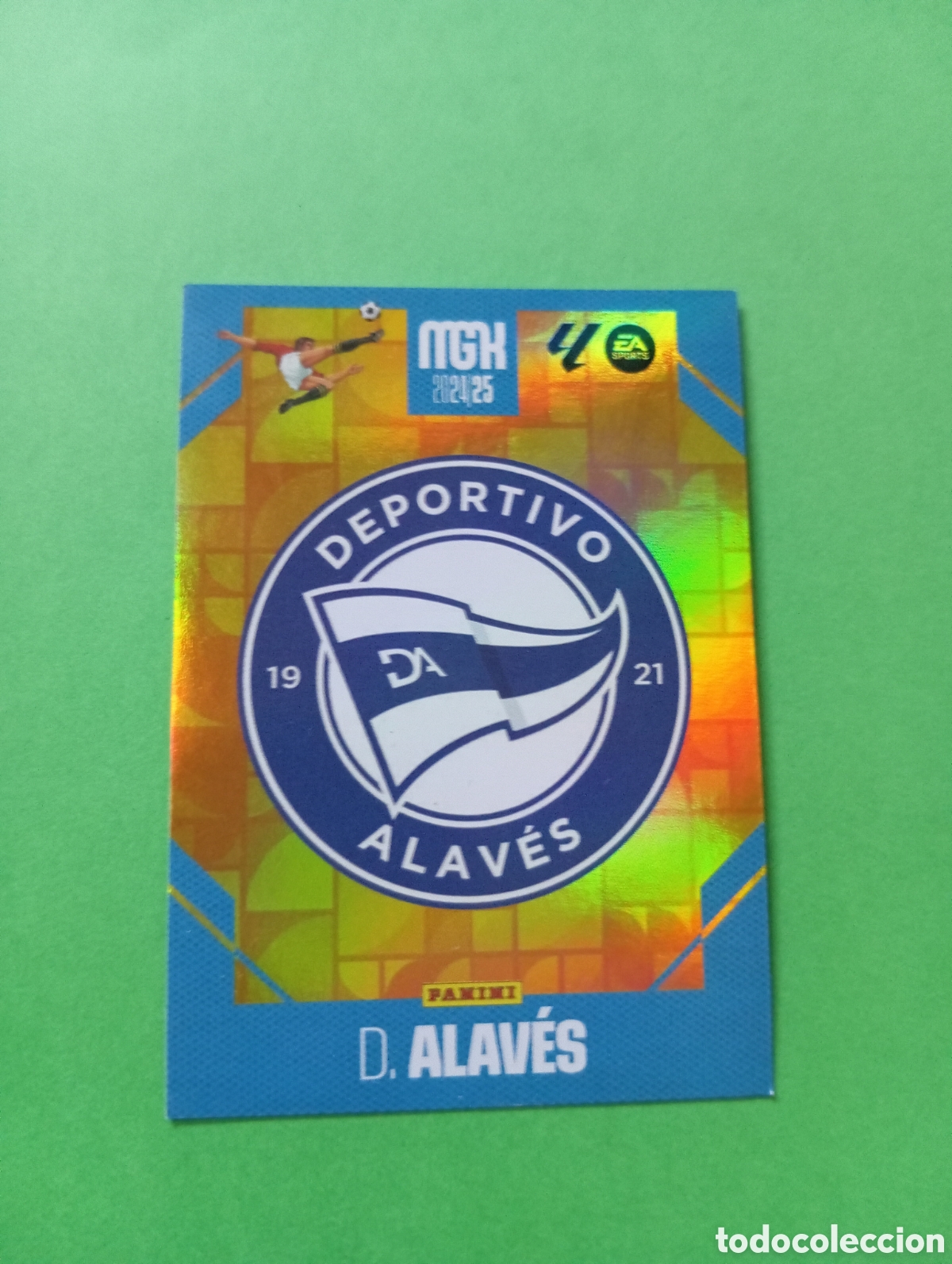 Football Stickers: Escudo del Alav&eacute;s n&deg;19 / PANINI MEGACRACKS 2024/2025
