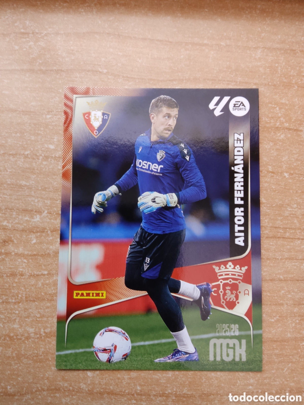 Cromos de f&uacute;tbol: 255 AITOR FERNANDEZ OSASUNA MEGACRACKS 2025 2026