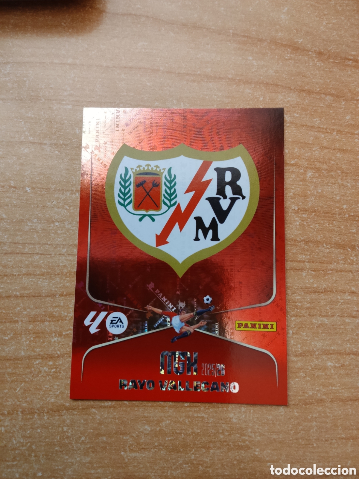 Cromos de f&uacute;tbol: 289 ESCUDO RAYO VALLECANO MEGACRACKS 2025 2026
