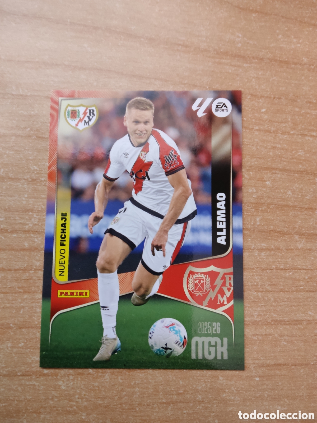 Cartes &agrave; collectionner de Football: 494 ALEMAO NUEVO FICHAJE RAYO VALLECANO MEGACRACKS 2025 2026