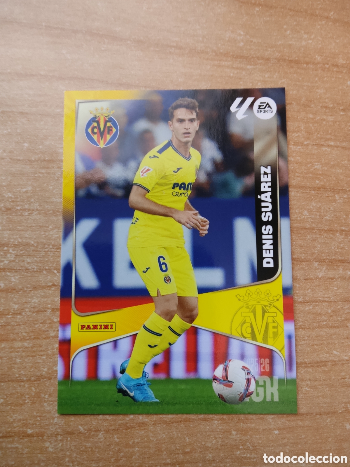Cromos de f&uacute;tbol: 372 DENIS SUAREZ VILLARREAL MEGACRACKS 2025 2026