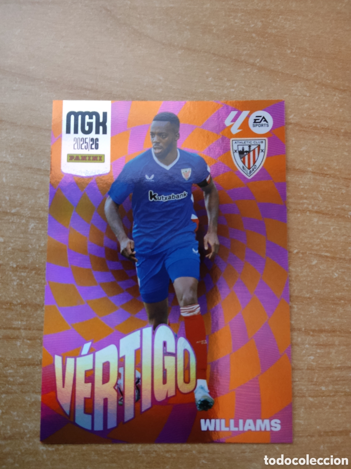 Figurine di Calcio: 386 I&Ntilde;AKI WILLIAMS VERTIGO ATHLETIC CLUB MEGACRACKS 2025 2026