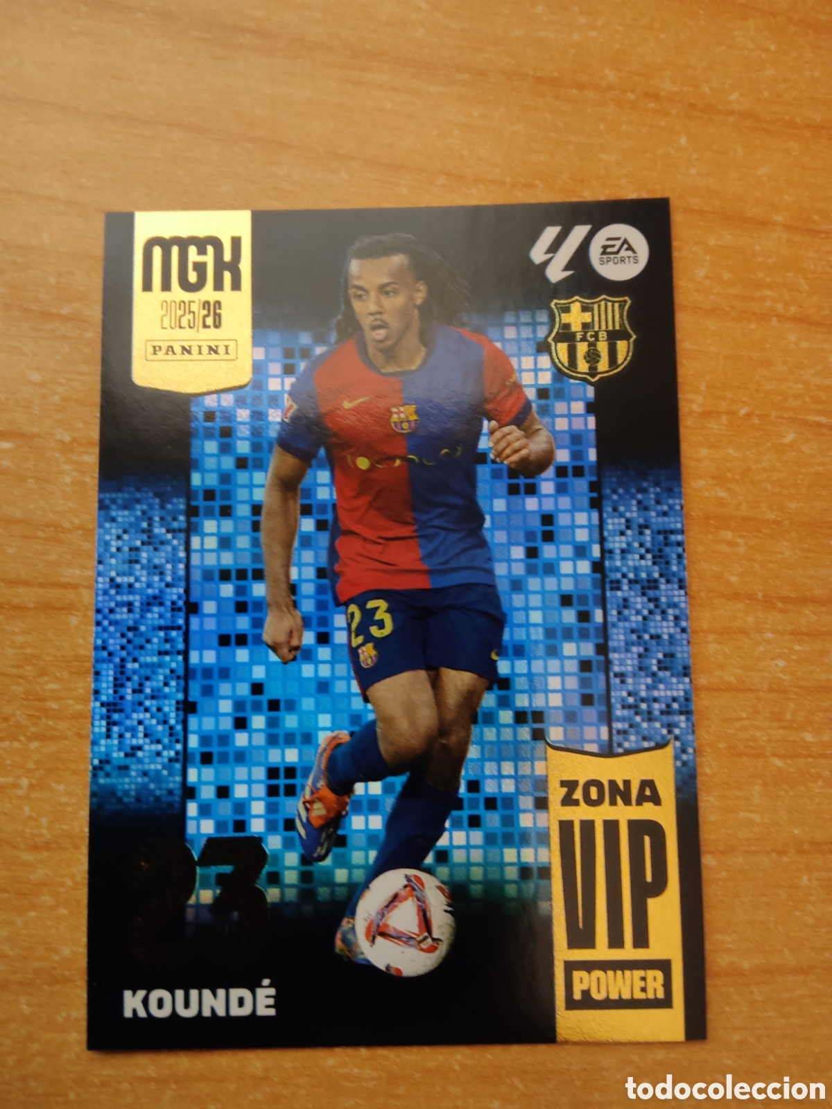 Cromos de f&uacute;tbol: 399 KOUNDE ZONA VIP POWER BARCELONA MEGACRACKS 2025 2026