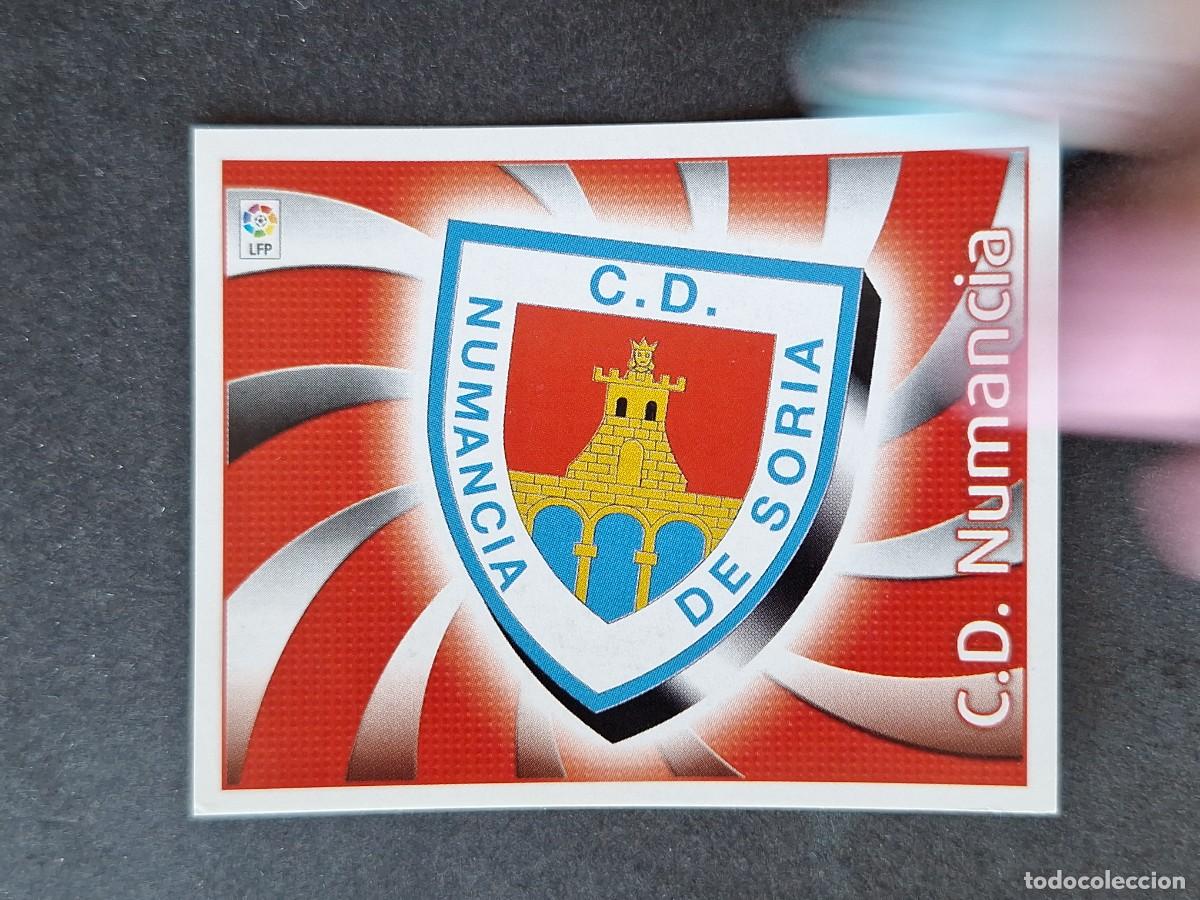 Cromos de f&uacute;tbol: L5 ESCUDO C. D. NUMANCIA LIGA ESTE 2004 2005 04 05 NUNCA PEGADO SIN PEGAR