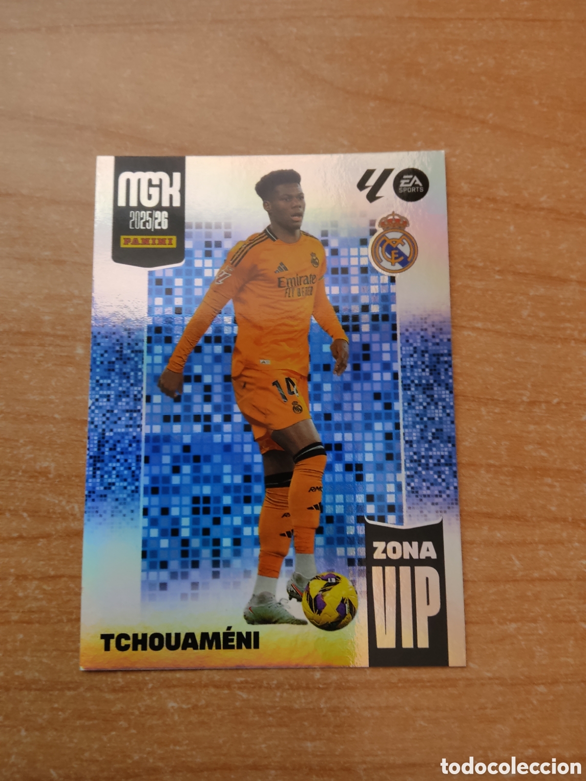 Cromos de f&uacute;tbol: 405 TCHOUAMENI ZONA VIP REAL MADRID MEGACRACKS 2025 2026