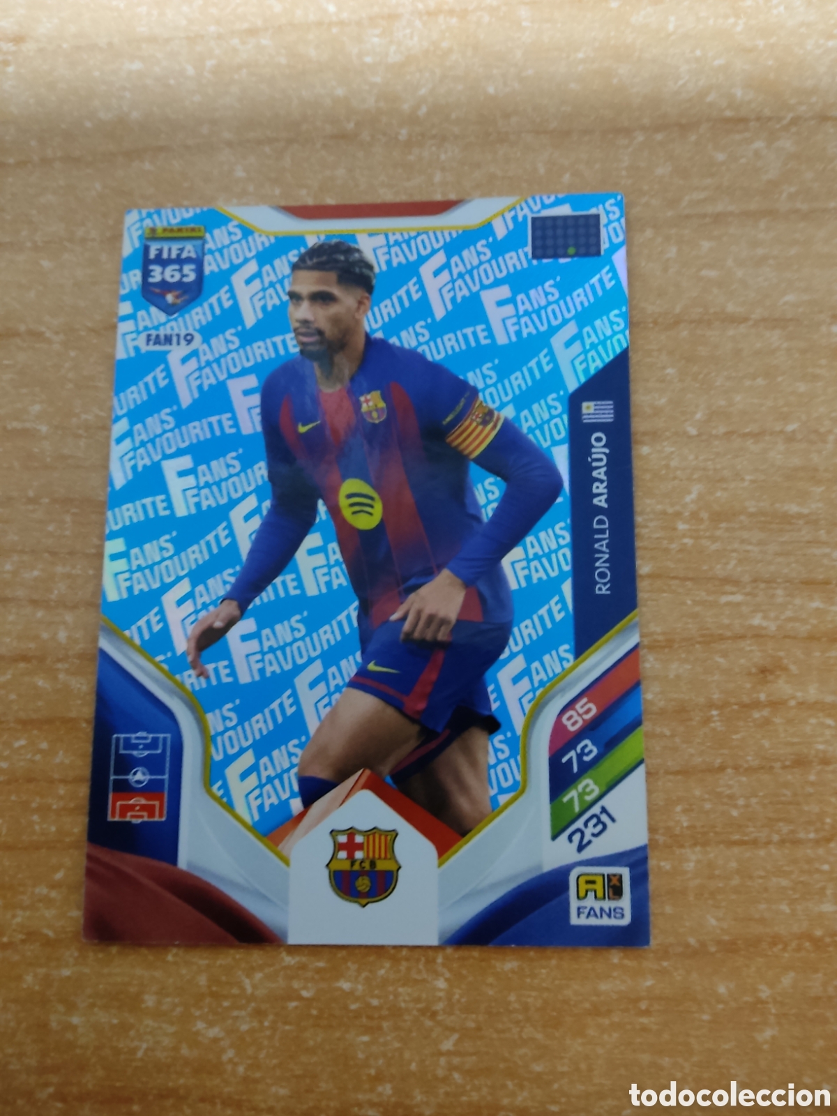 Cromos de f&uacute;tbol: FAN19 RONALD ARAUJO BARCELONA FIFA 365 ADRENALYN 2026