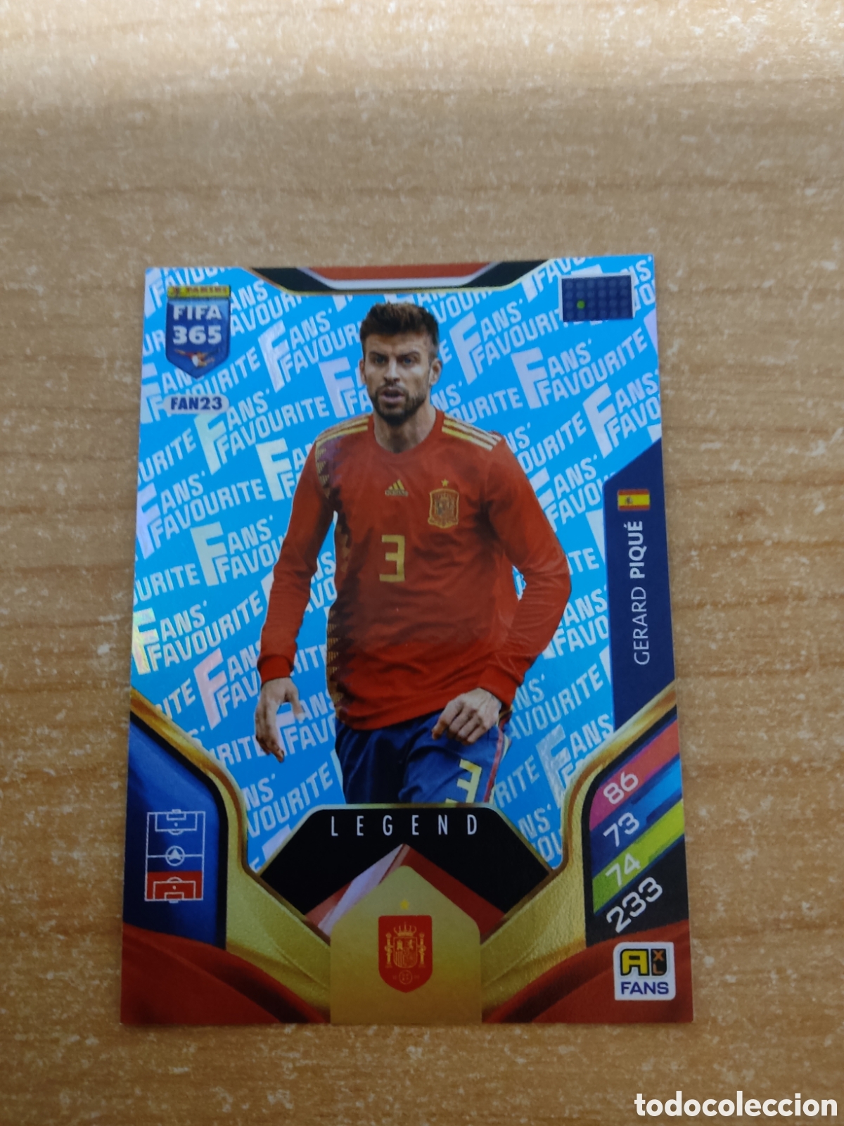 Cromos de f&uacute;tbol: FAN23 GERARD PIQUE LEGEND ESPA&Ntilde;A FIFA 365 ADRENALYN 2026