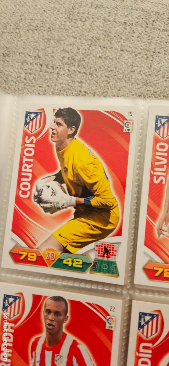 Figurine di Calcio: 19 Courtois At. Madrid adrenalyn 2011 2012 11 12 trading card
